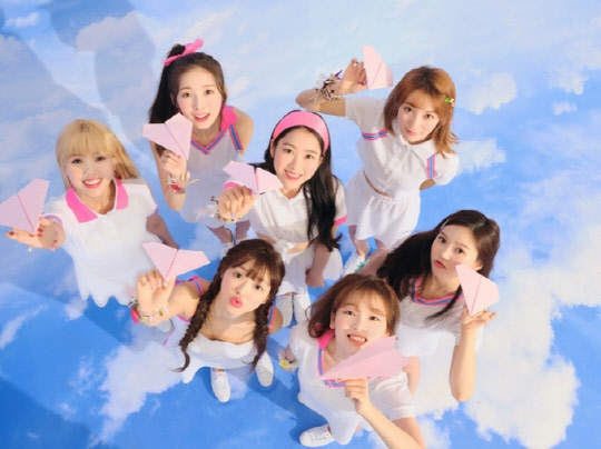 걸그룹 오마이걸(사진=WM엔터테인먼트 제공)